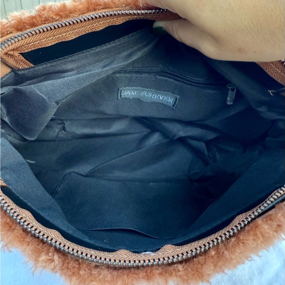 3AM Forever Brown Handbag - Picture 4 of 4